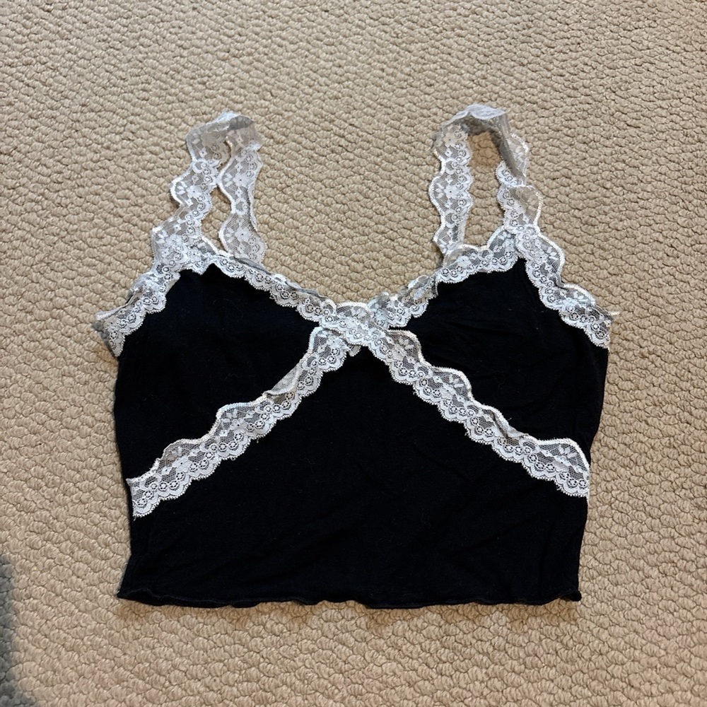 SHEIN Black Cropped Going Out Top with Lace Detail